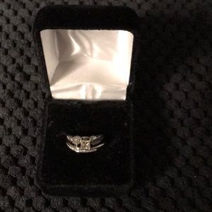 NEW DIAMOND Ladies engagement ring and band-W.Gold